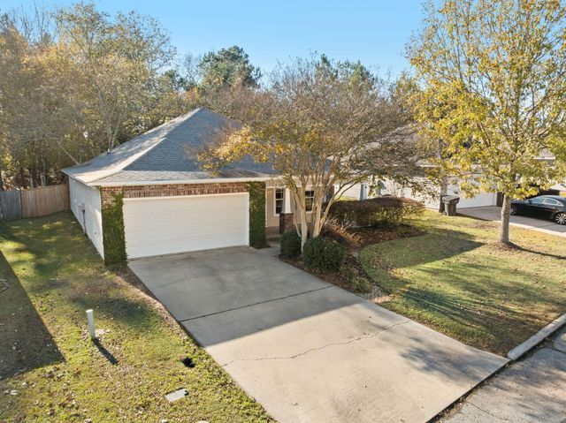 34 Clear Springs Ct., Hattiesburg, MS 39402