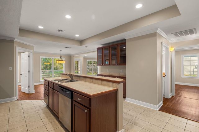 34 Clear Springs Ct., Hattiesburg, MS 39402