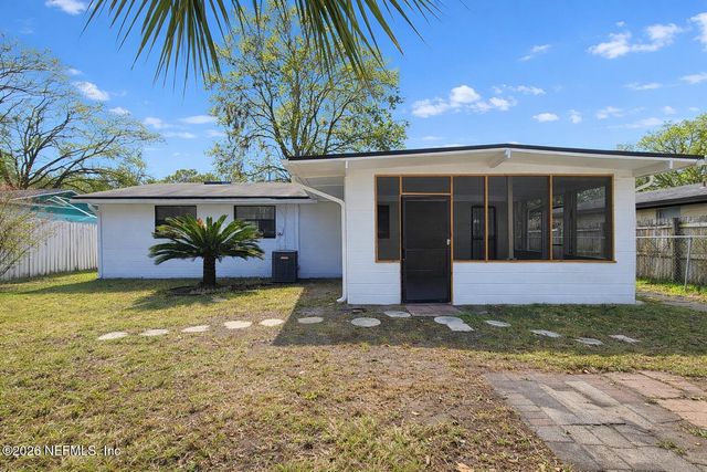 7563 JOHN F KENNEDY Drive W, Jacksonville, FL 32219