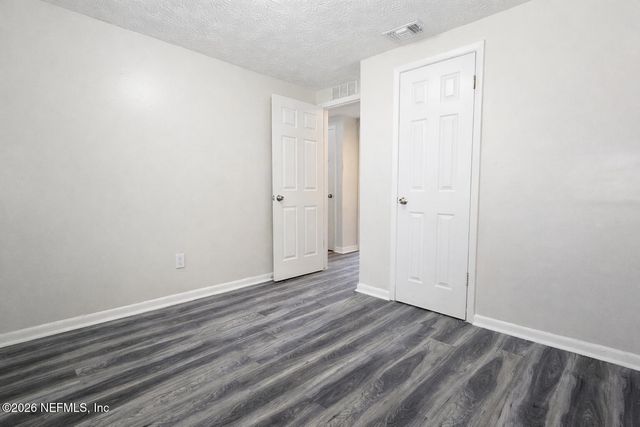 7563 JOHN F KENNEDY Drive W, Jacksonville, FL 32219