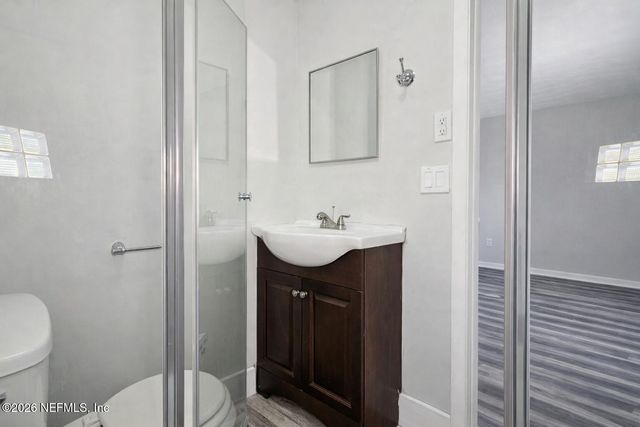 7563 JOHN F KENNEDY Drive W, Jacksonville, FL 32219