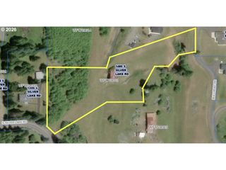 1480 S SILVER LAKE Rd, Castle Rock, WA 98611