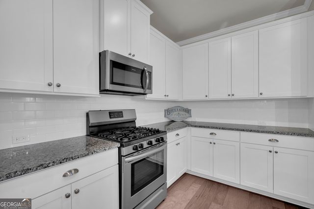 6445 Crosscreek Lane, Flowery Branch, GA 30542