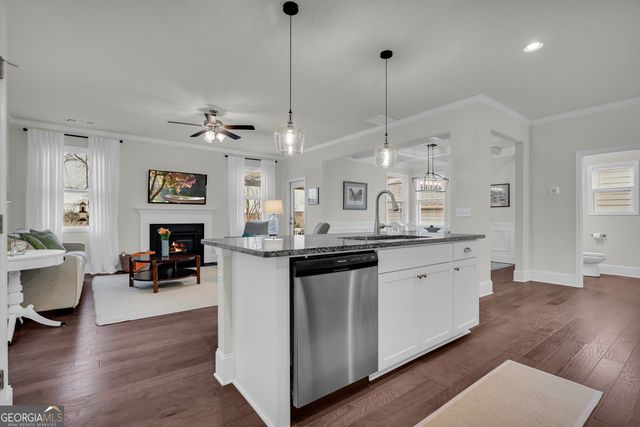 6445 Crosscreek Lane, Flowery Branch, GA 30542