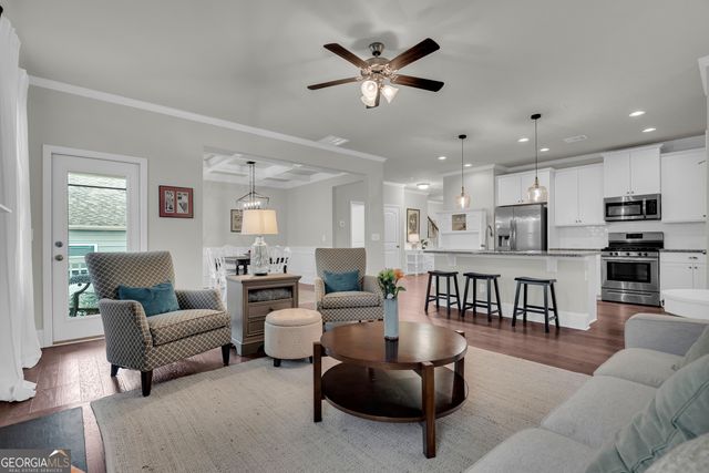 6445 Crosscreek Lane, Flowery Branch, GA 30542