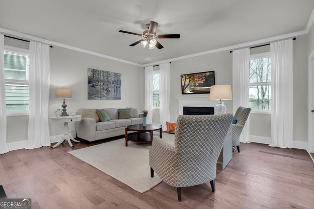 6445 Crosscreek Lane, Flowery Branch, GA 30542