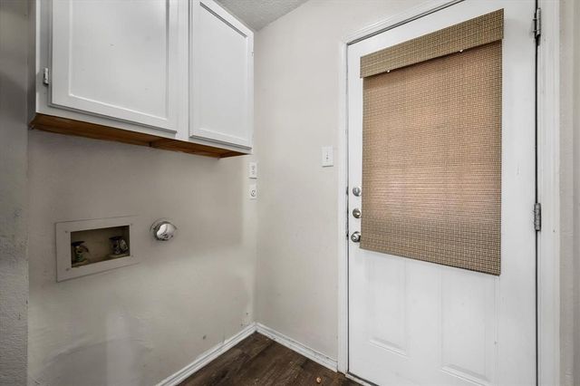 708 Woodland Court, Kennedale, TX 76060