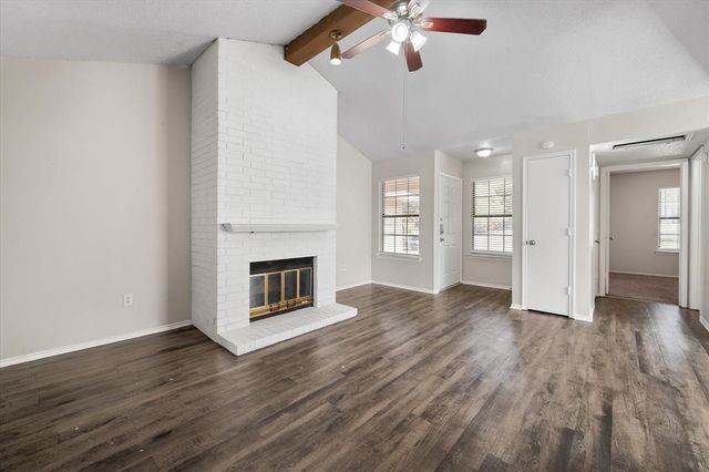 708 Woodland Court, Kennedale, TX 76060