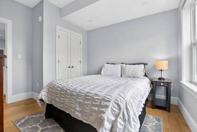 21 Glen Rd 10, Boston, MA 02130