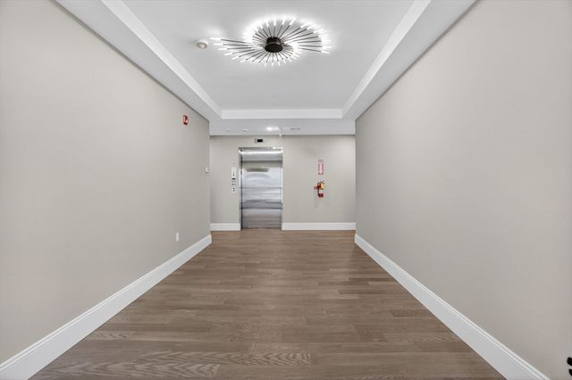 21 Glen Rd 10, Boston, MA 02130