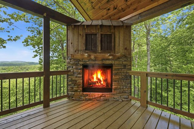97 Sugarwood Drive, Murphy, NC 28906