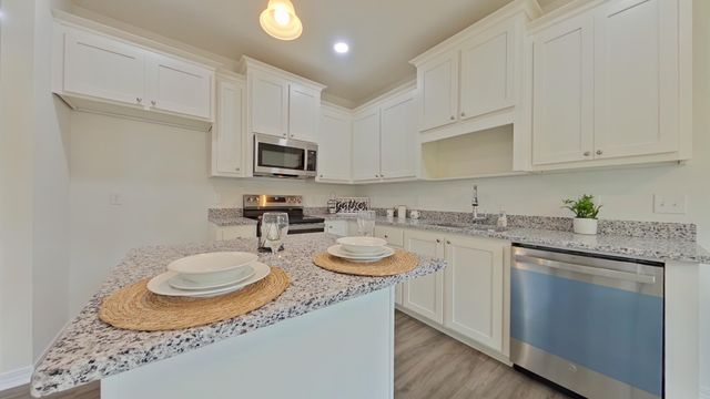 7111 McAdam Court, Pensacola, FL 32504