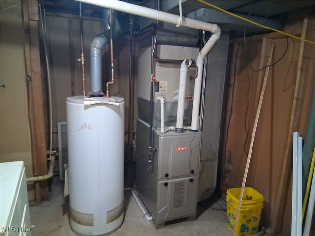 583 Santa Monica Circle, Youngstown, OH 44505