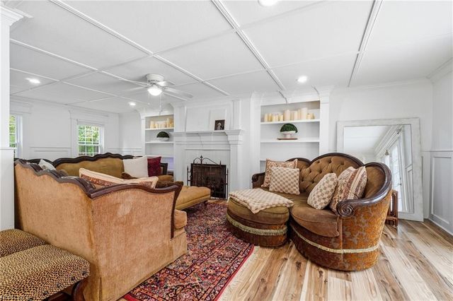 1901 Prince Edward DR, Chesapeake, VA 23322