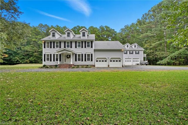 1901 Prince Edward DR, Chesapeake, VA 23322