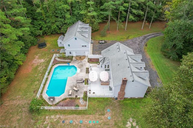 1901 Prince Edward DR, Chesapeake, VA 23322