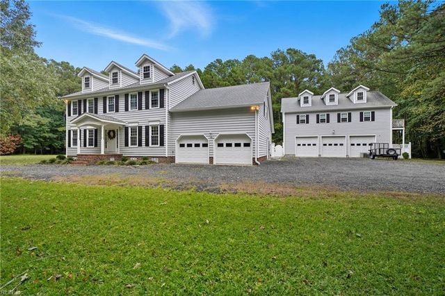 1901 Prince Edward DR, Chesapeake, VA 23322