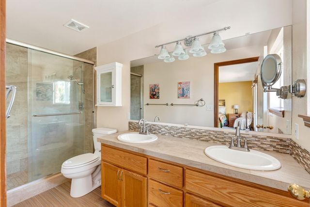 6563 NW Homestead Way, Redmond, OR 97756