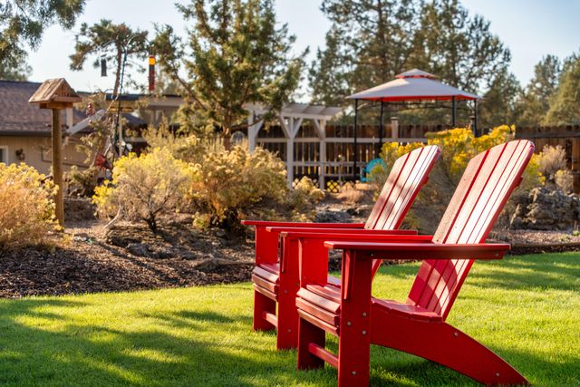 6563 NW Homestead Way, Redmond, OR 97756