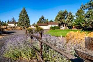 6563 NW Homestead Way, Redmond, OR 97756