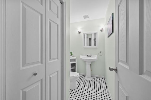 176 Bennetts Mills Road, Jackson, NJ 08527