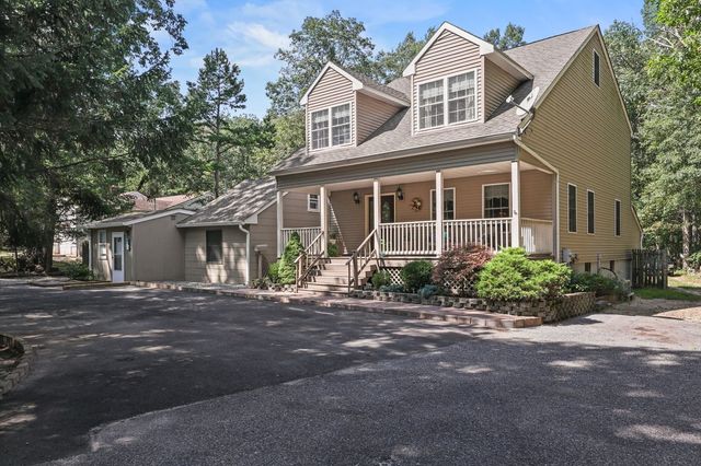 176 Bennetts Mills Road, Jackson, NJ 08527