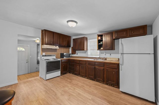 176 Bennetts Mills Road, Jackson, NJ 08527