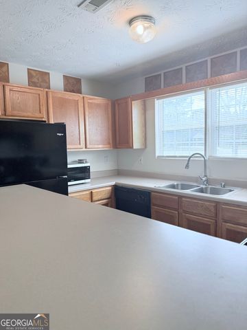 637 Everlasting Way, Locust Grove, GA 30248