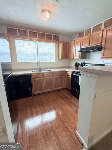 637 Everlasting Way, Locust Grove, GA 30248