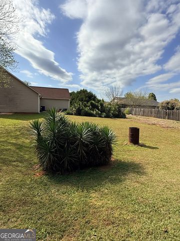 637 Everlasting Way, Locust Grove, GA 30248