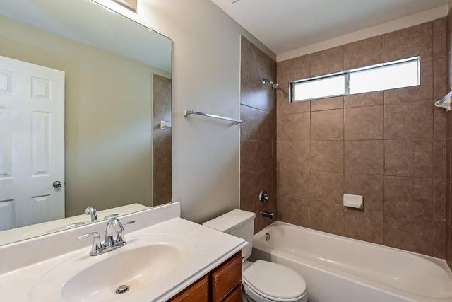 4018 Falvel Shadow Creek Drive, Spring, TX 77388