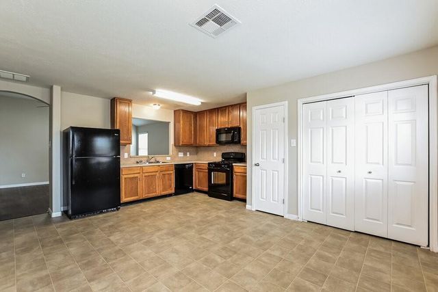 4018 Falvel Shadow Creek Drive, Spring, TX 77388