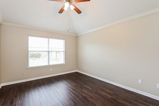 4018 Falvel Shadow Creek Drive, Spring, TX 77388