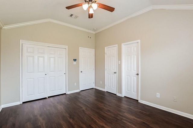 4018 Falvel Shadow Creek Drive, Spring, TX 77388