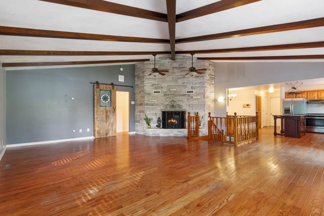 2075 Hidden Valley Drive, Crown Point, IN 46307