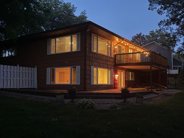 2075 Hidden Valley Drive, Crown Point, IN 46307