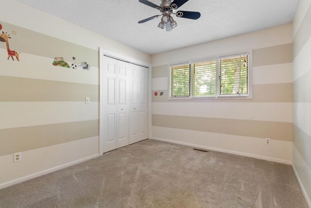 2075 Hidden Valley Drive, Crown Point, IN 46307