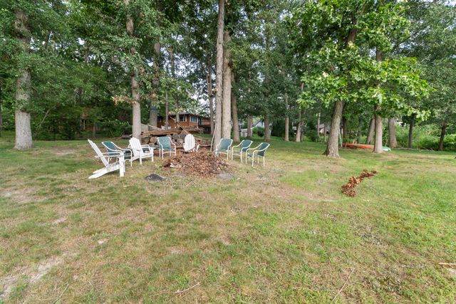 2075 Hidden Valley Drive, Crown Point, IN 46307