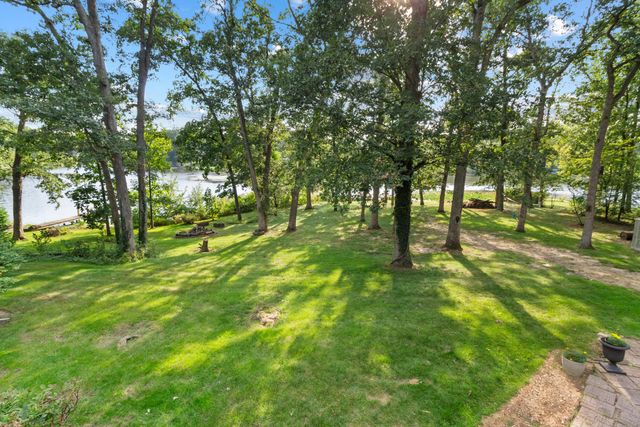2075 Hidden Valley Drive, Crown Point, IN 46307