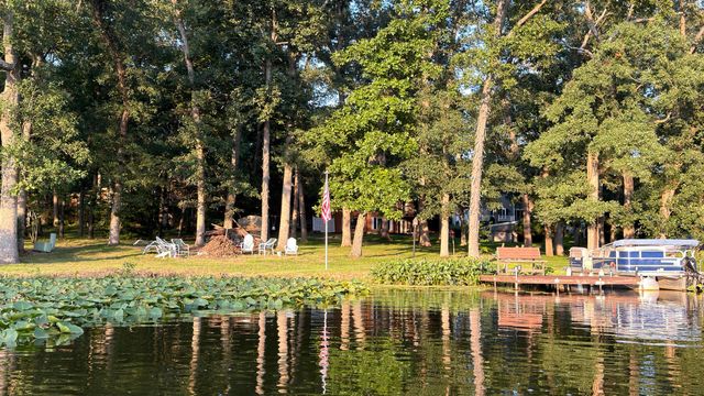 2075 Hidden Valley Drive, Crown Point, IN 46307