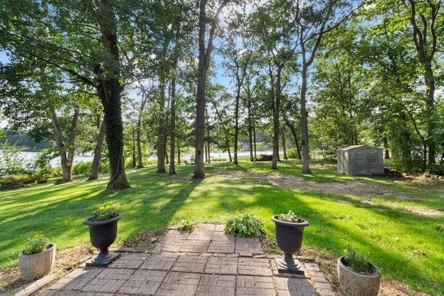2075 Hidden Valley Drive, Crown Point, IN 46307