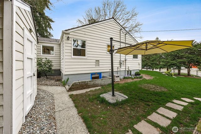 9036 Dalwood Road SW, Lakewood, WA 98499