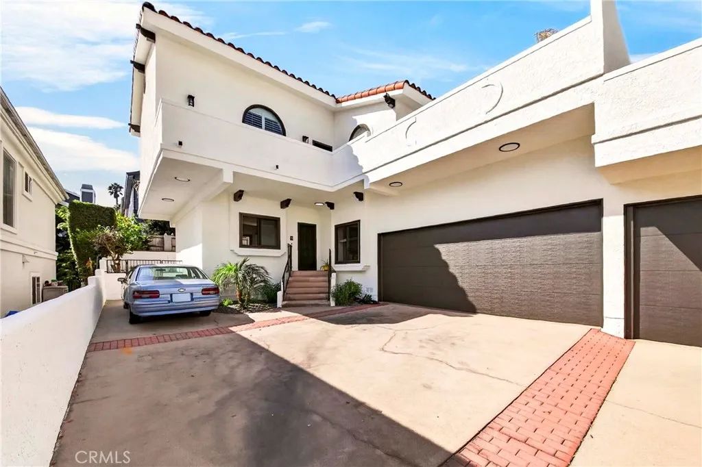 2402 Clark Lane B, Redondo Beach, CA 90278