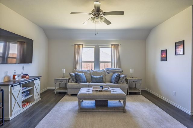 1603 Sunny Grove Drive, Princeton, TX 75407