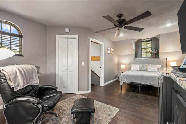 9753 Stoney Hollow Road, Rogers, AR 72758