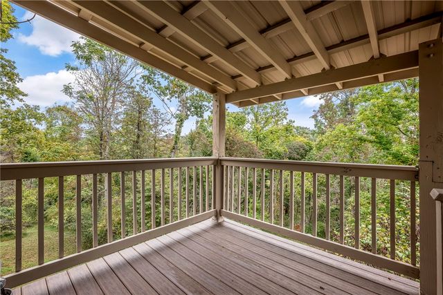 9753 Stoney Hollow Road, Rogers, AR 72758