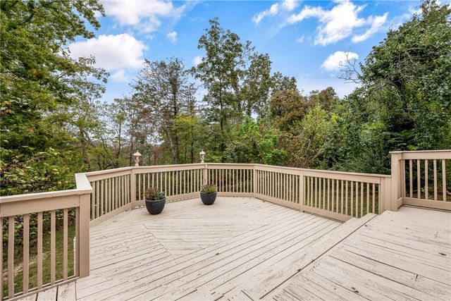 9753 Stoney Hollow Road, Rogers, AR 72758