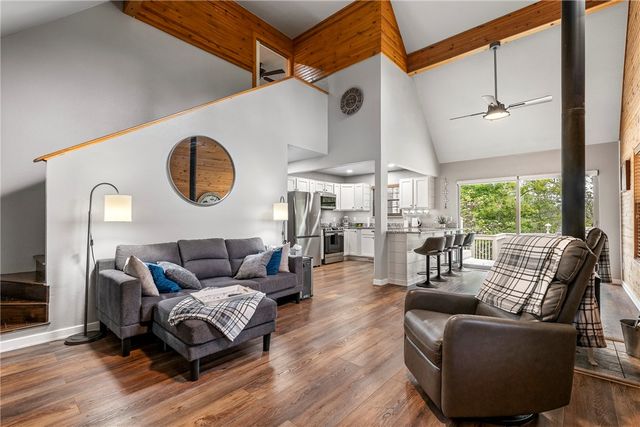 9753 Stoney Hollow Road, Rogers, AR 72758