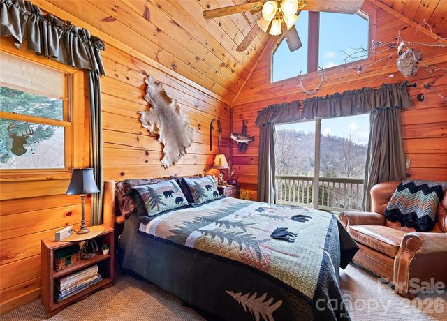 16 Hiawatha Drive, Maggie Valley, NC 28751