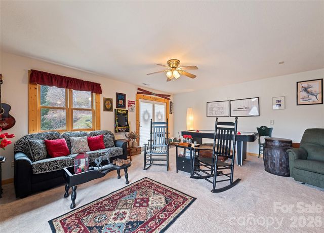 16 Hiawatha Drive, Maggie Valley, NC 28751